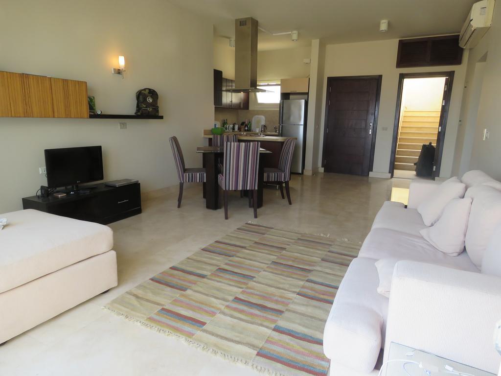 Azzurra Two-Bedroom Apartment At Sahl Hasheesh Hurghada Exterior photo